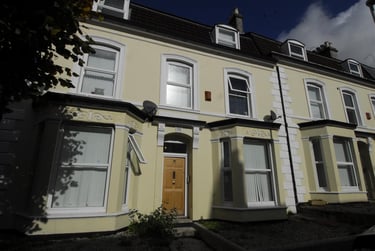 2 bed flat, 9 Seaton Avenue, Mutley, Plymouth, PL46QJ - Image 4